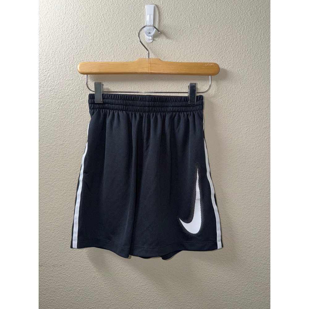 Boys Nike Drifit Shorts Size Medium